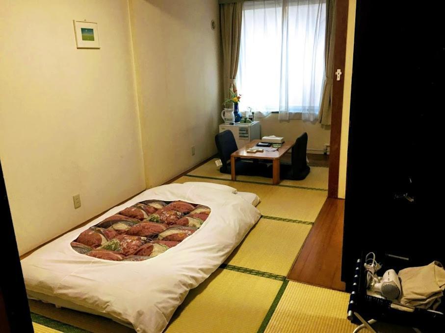 Shinjuku Urban Hotel Токіо Екстер'єр фото