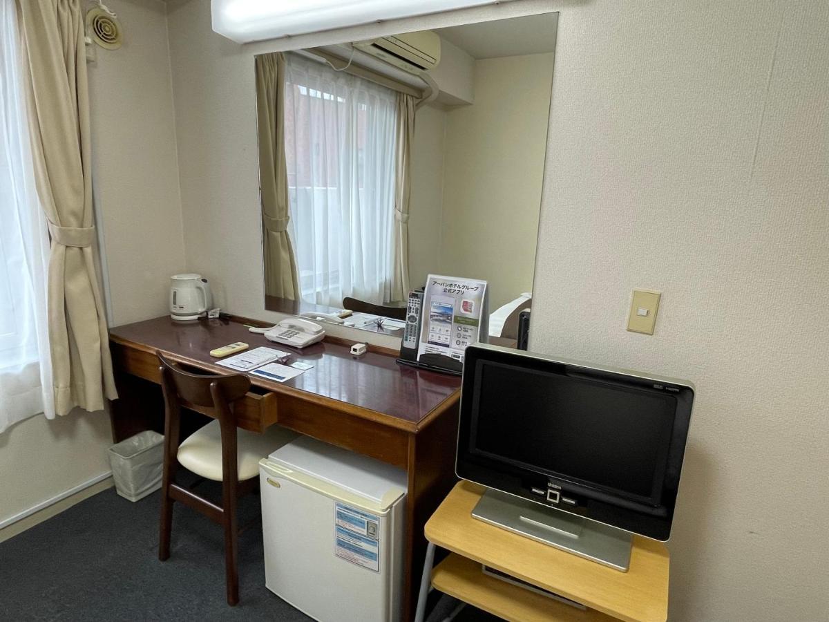 Shinjuku Urban Hotel Токіо Екстер'єр фото
