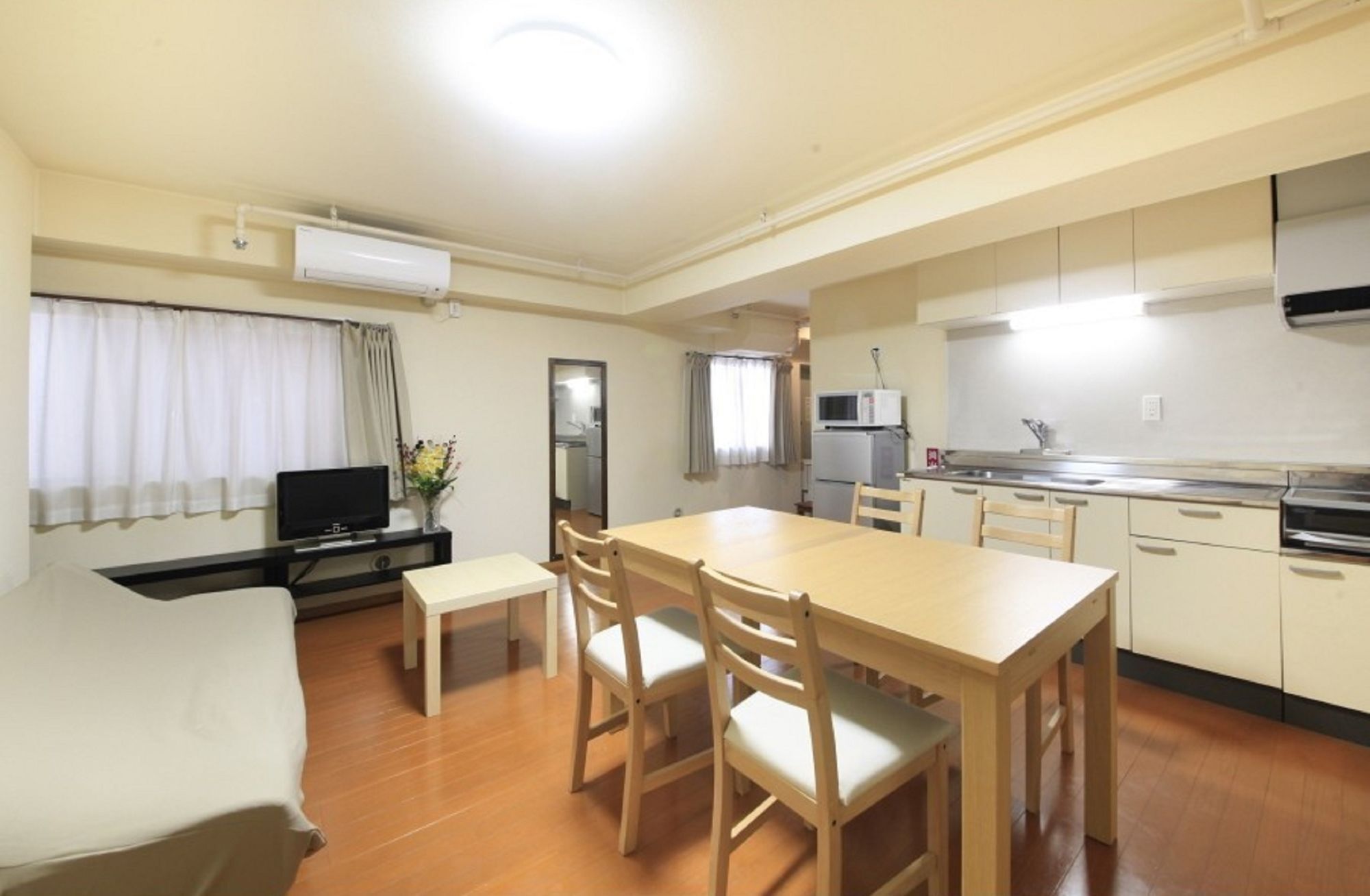 Shinjuku Urban Hotel Токіо Екстер'єр фото