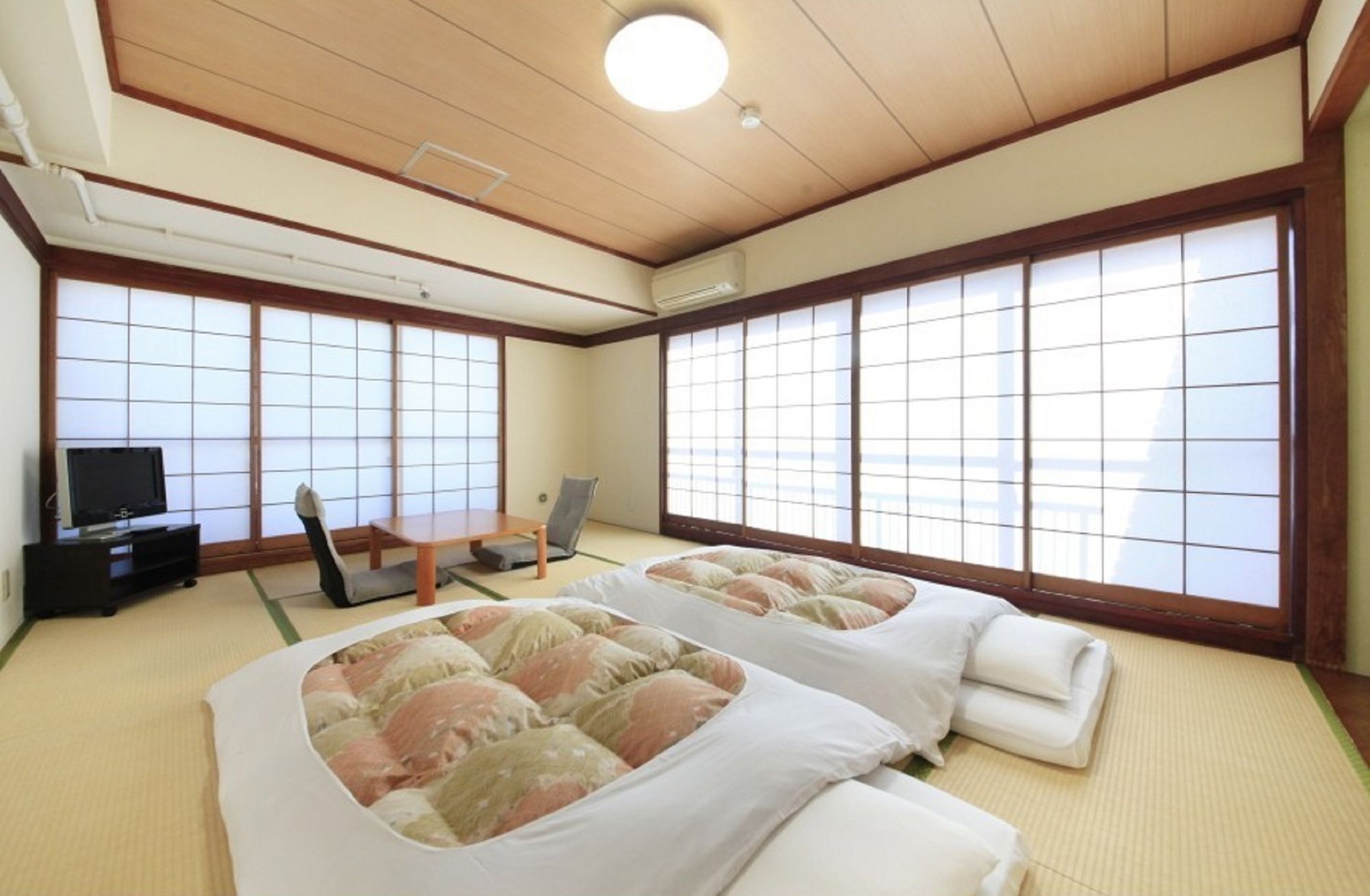 Shinjuku Urban Hotel Токіо Екстер'єр фото