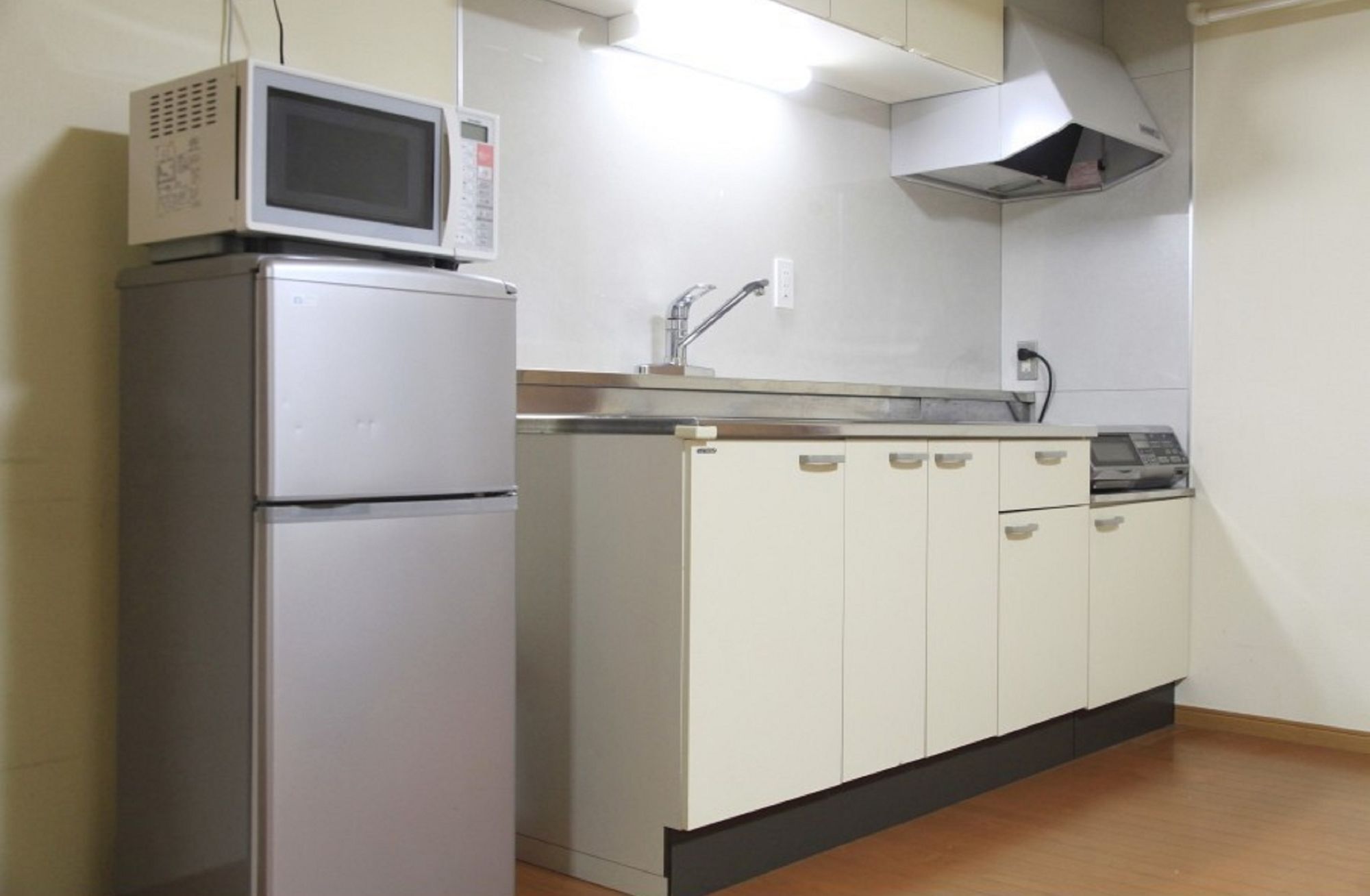 Shinjuku Urban Hotel Токіо Екстер'єр фото